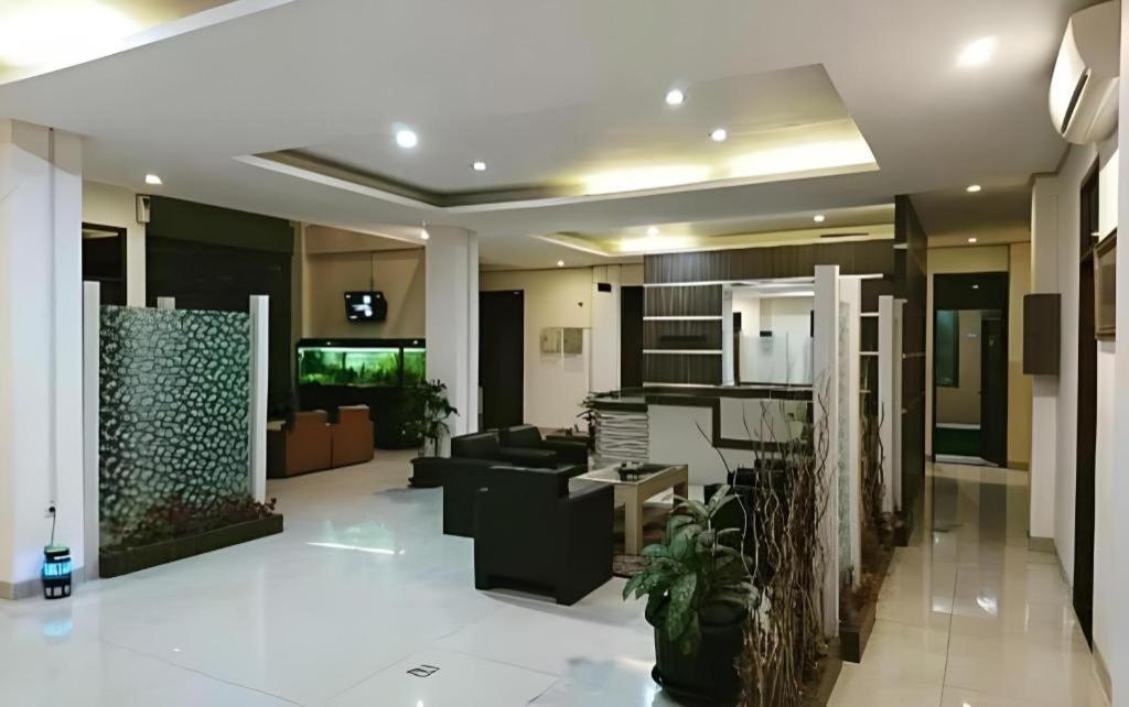 Hotel Latief