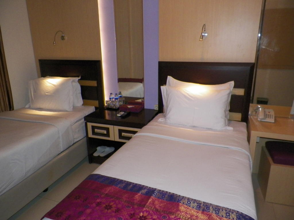 Latief 2* Bandung