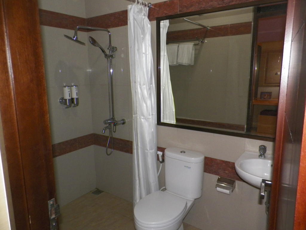 Latief Hotel